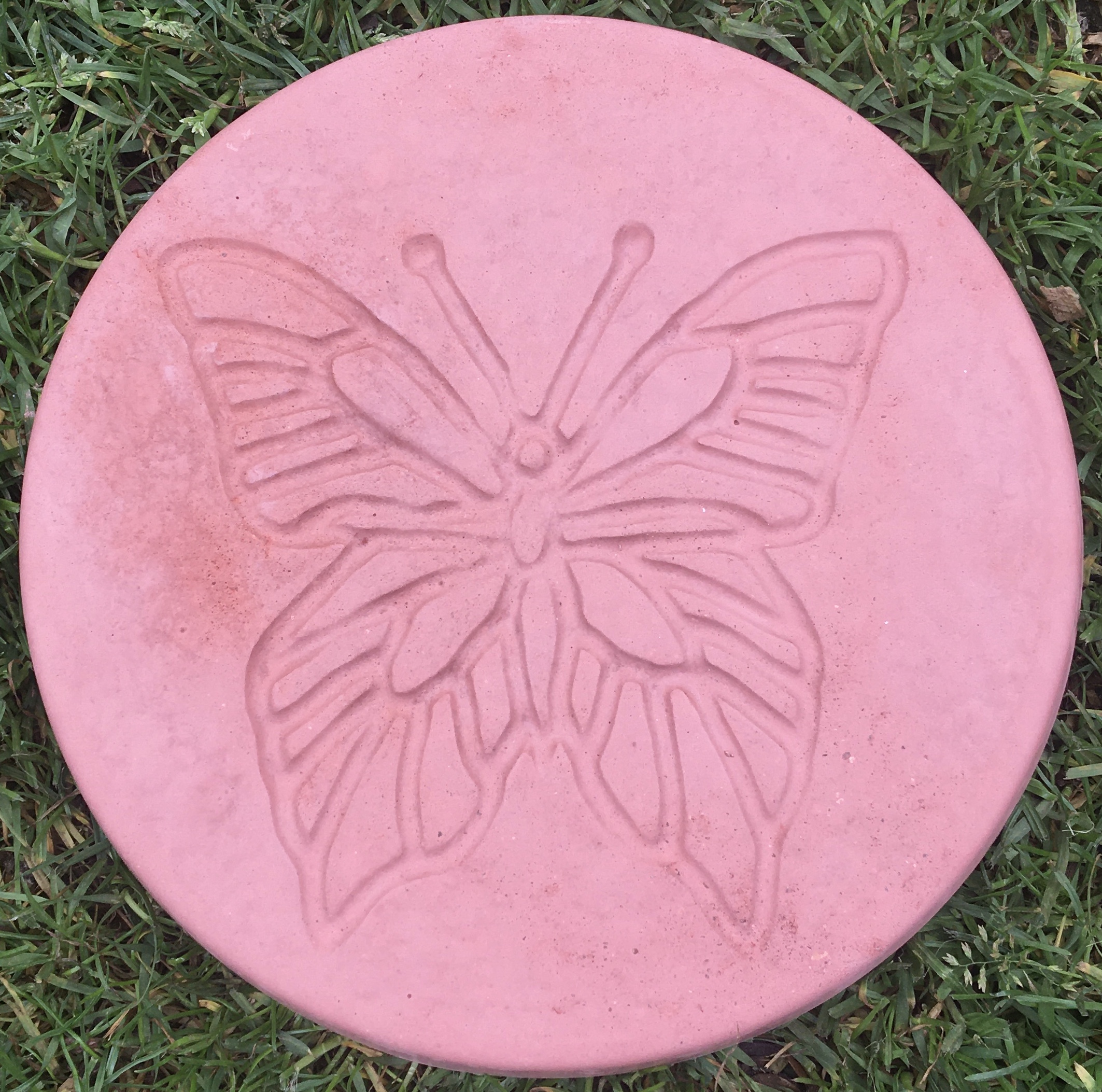 thumbnail image 2 of Butterfly Stepping Stone Mold S48 – DIY Concrete / Cement Garden Path Maker 2 of 6