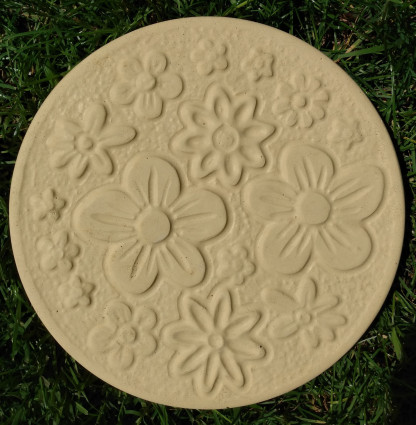 Daisy Stepping Stones in Buff Colour