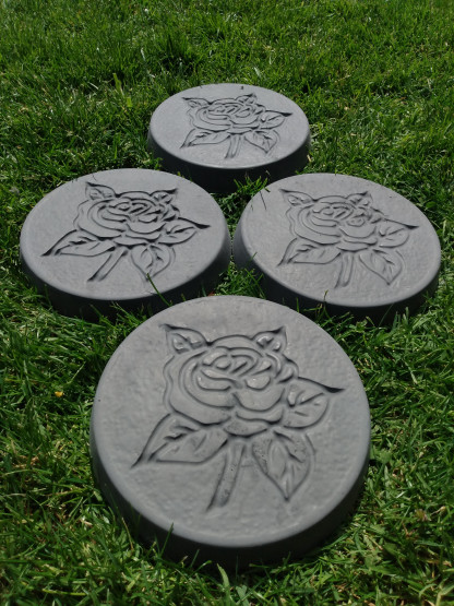Rose Garden Stepping Stones Charcoal