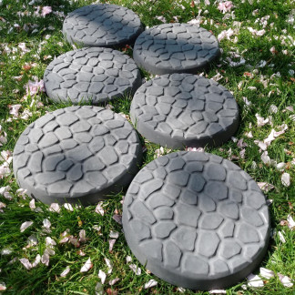 Cobbled Stepping Stones